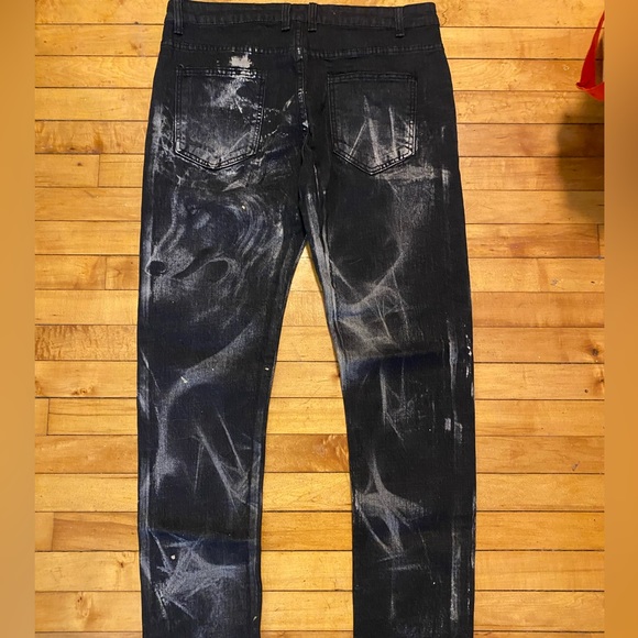 Wolf Print Jeans - Picture 3 of 3